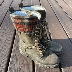 Rieker Lace Up Calf-Height Plaid Winter Boots Size 37 Casual Indie Grunge